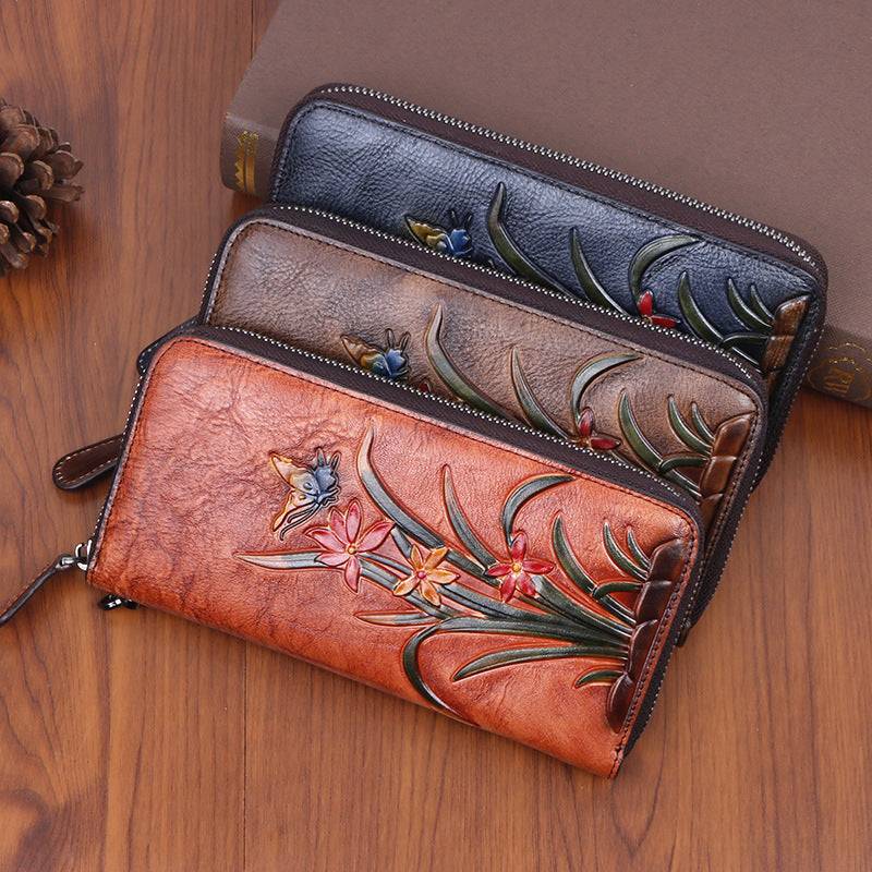 Retro style clutch with multiple card slots.